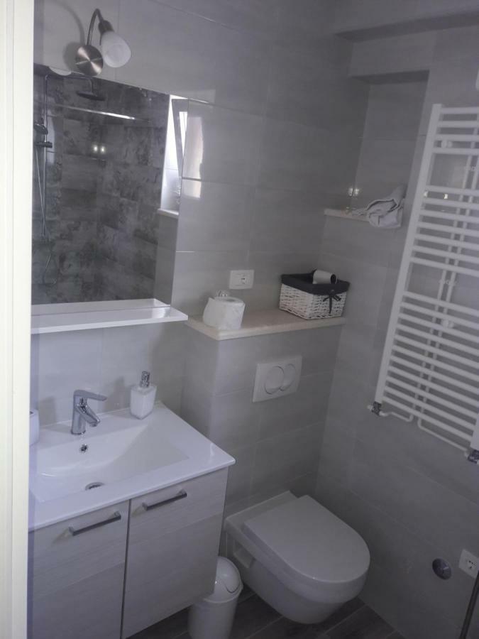 Apartment Tea 2 Primosten Exterior photo